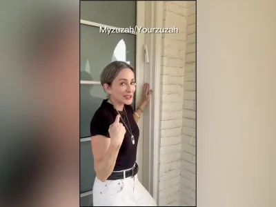 Thousands of non-Jews order mezuzahs after a pro-Israel Christian puts one on her door in solidarity