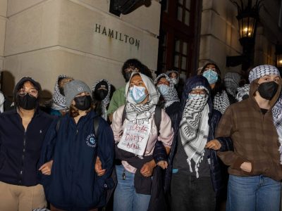 Columbia bans face masks in protests and acquiesces to other Trump administration demands