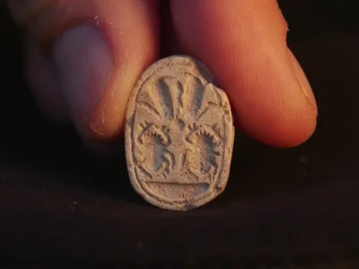 Israeli toddler finds 3,800-year-old amulet on family trip