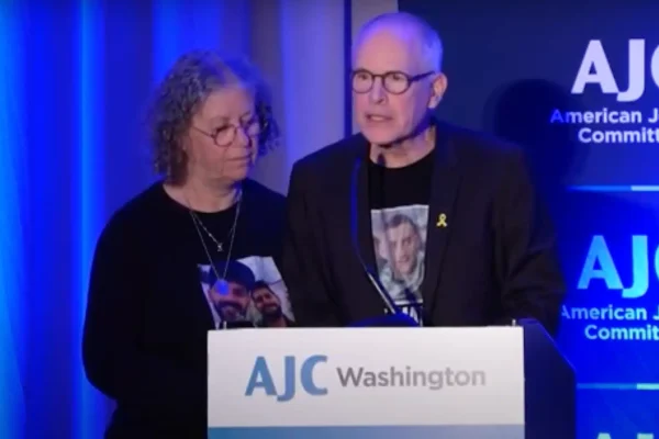 Plane carrying freed Israeli hostages and US lawmakers clipped at DC airport