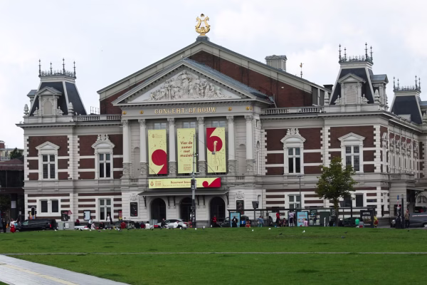 Following uproar, IDF cantor to perform at Amsterdam Hanukkah concert after all — but not for everyone